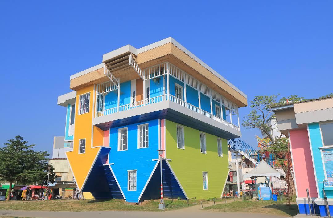 Pier2 Art Center