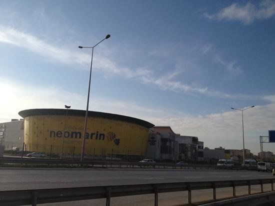 Neomarin Alisveris Merkezi