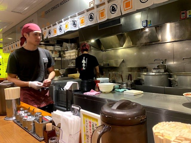 東京豚骨ラーメン 屯ちん 池袋本店