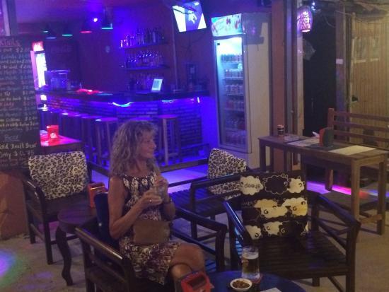 Lazy Frog Sport Bar