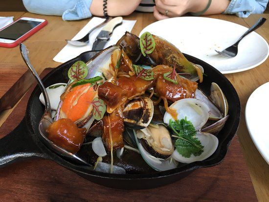 Fore Restaurant