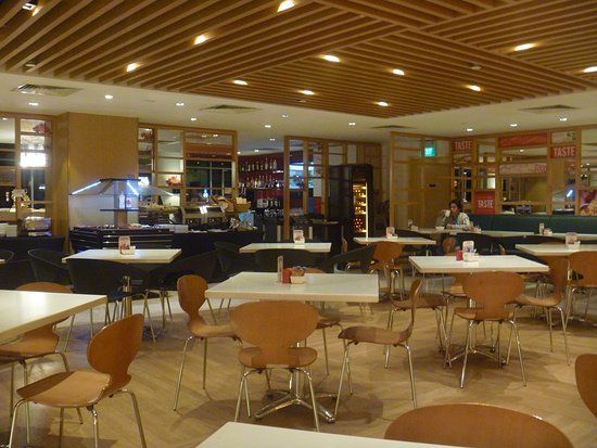 Le Bar