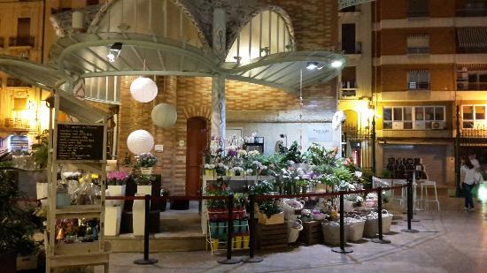 Vino y Mil Flores