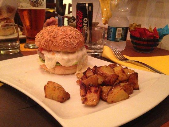 B2 Burger & Beer