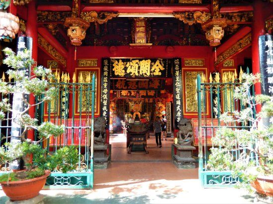On Lang Pagoda