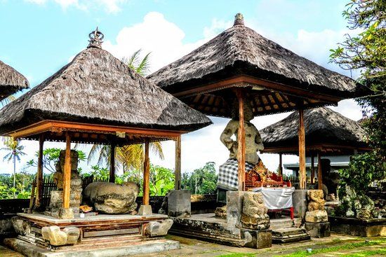 Kebo Edan Temple