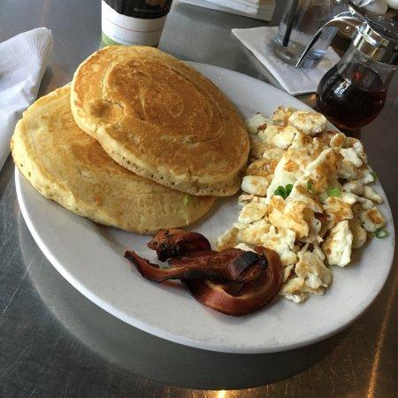 Philco Bar & Diner