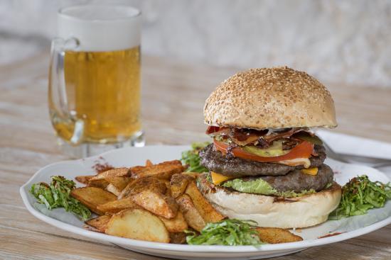 W Burger & Steakhouse