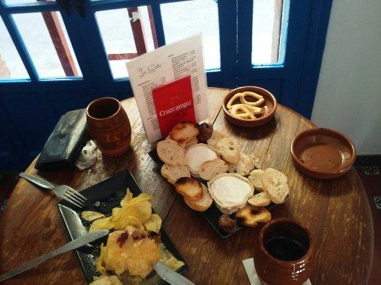 La Cata Vinos y Tapas