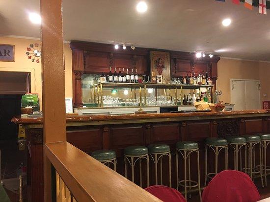 Palms Restaurant & Bar