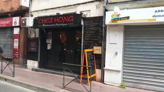 Chez Hong