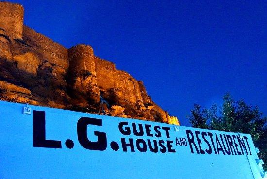 LG Restaurant