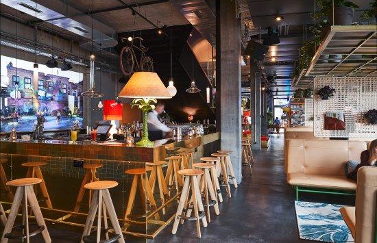 Cinchona Bar