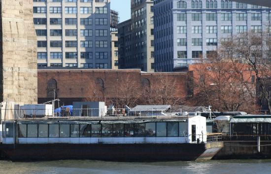80 Riverside Cafe