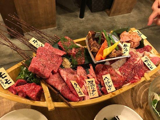 Yakiniku Hiroshoten Shijotakakura