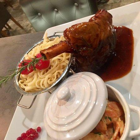 Bcbg Restaurant