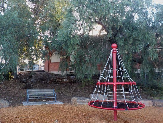 Newmarket Plaza
