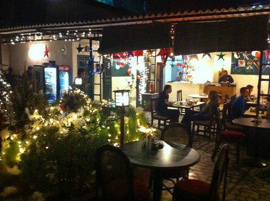 Sam's Cafe