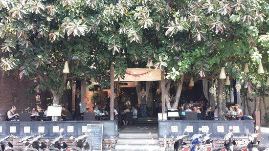 Kuali Restaurant