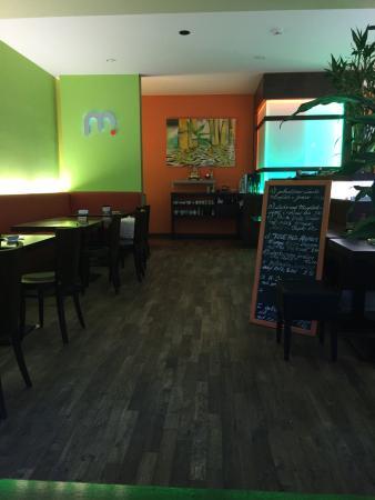 M.Looi Sushi Bar