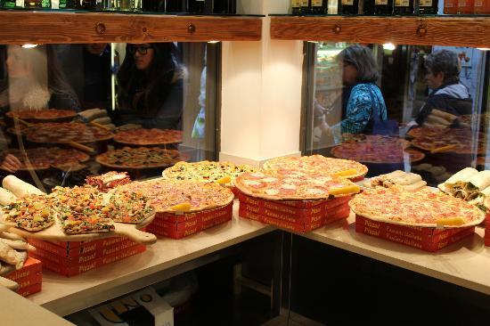 Happy Pizza
