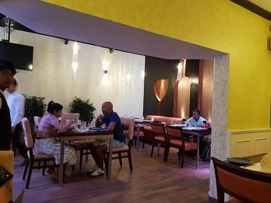 Sunny's Indiranagar