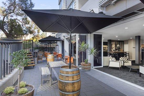 Straits Cafe Perth