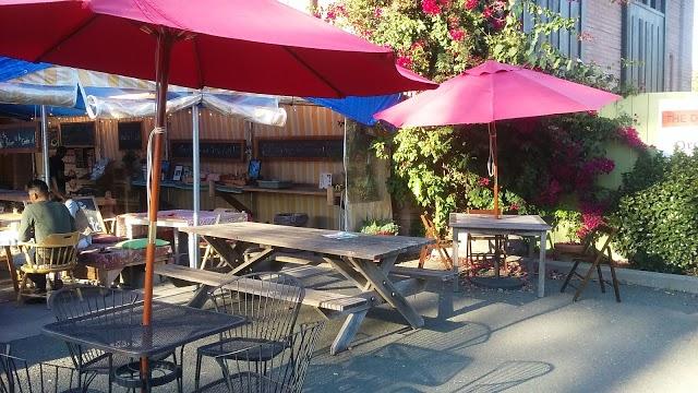 Divewalk Cafe