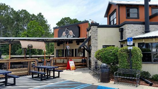 The Wicked Wheel Bar & Grill