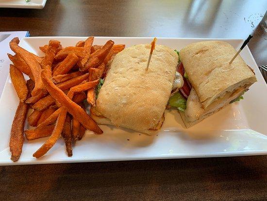 Eddie George's Grille 27