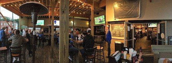 Winners Bar & Grill