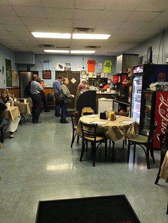 Uncle Larry's Restaurant