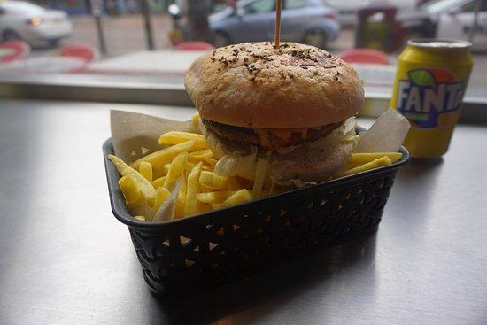 Mikeys Deli