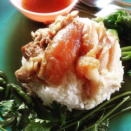 Pakorn's Kitchen