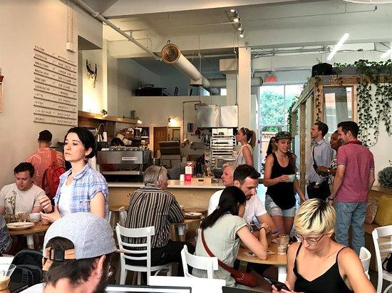 La Finca Cafe & Bureau