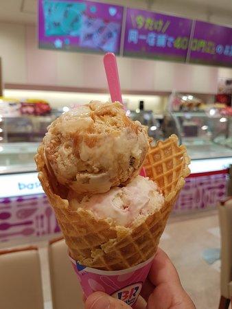 Baskin Robbins Tokyo Tower