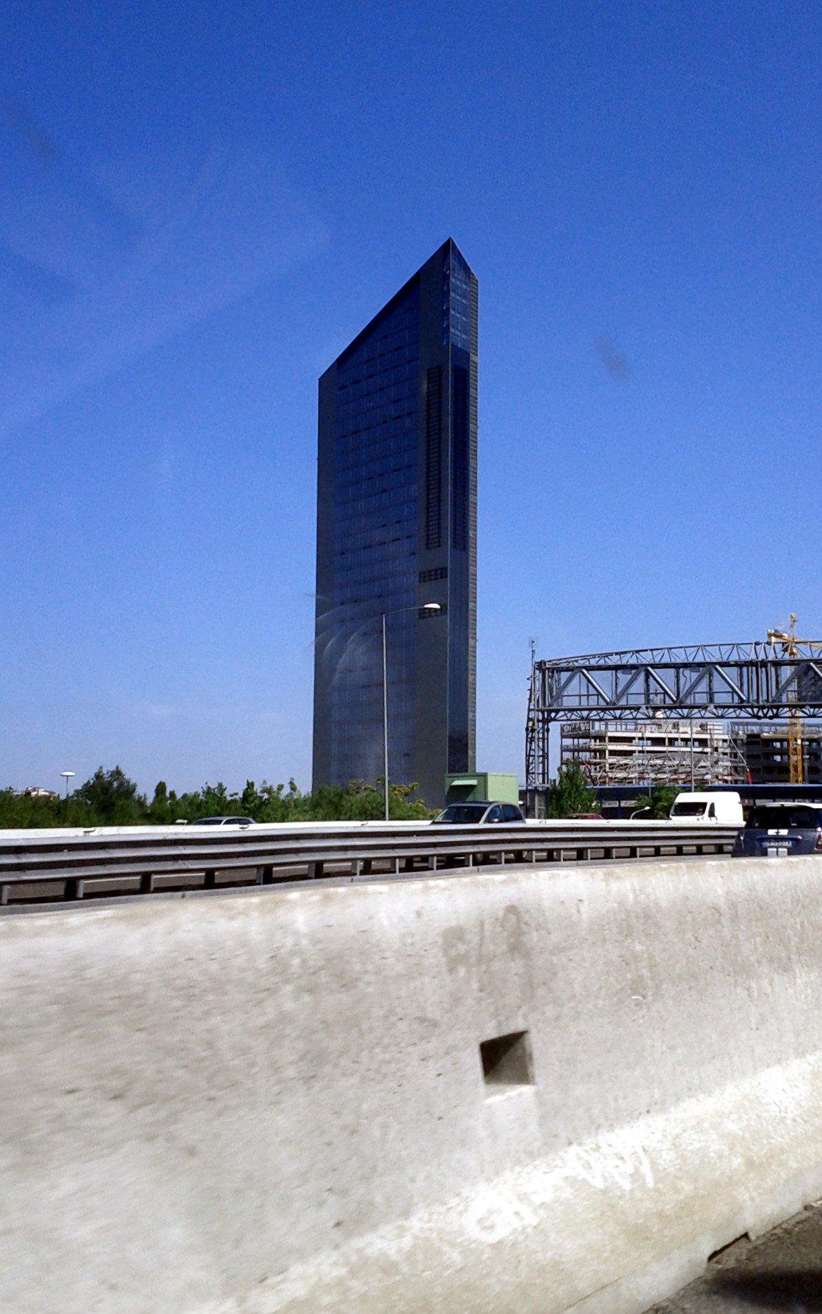 Unipol Tower