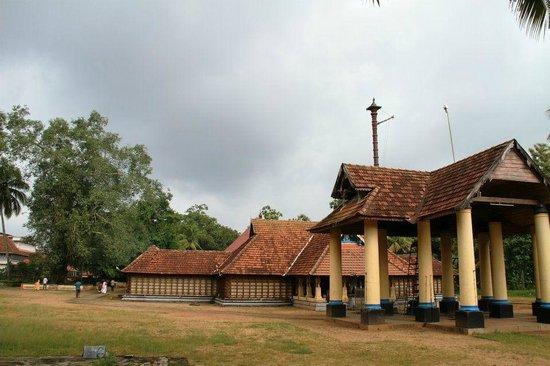 Thrikkakara Vamana Moorthy Temple