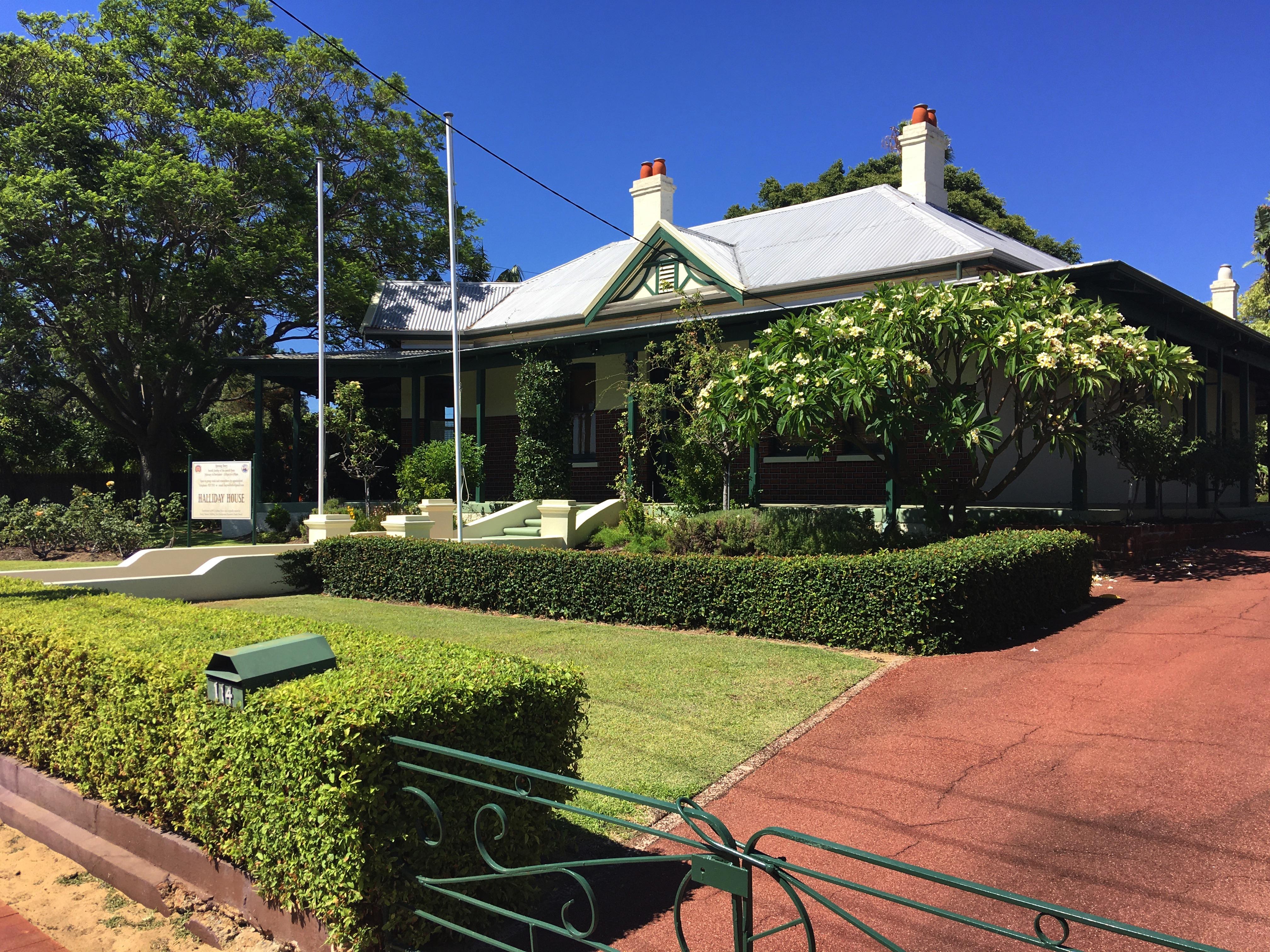 Halliday House