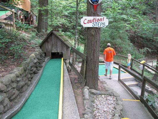 Hillbilly Golf