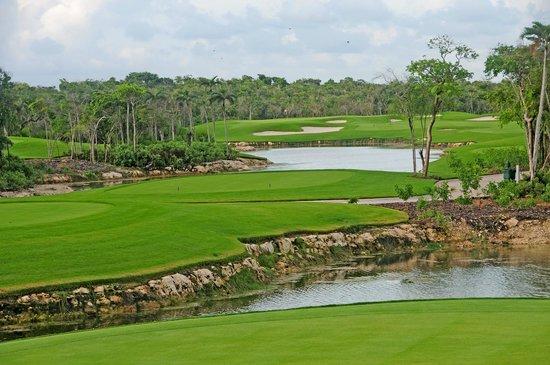 Riviera Maya Golf Club