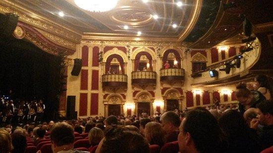 Lyric Theatre