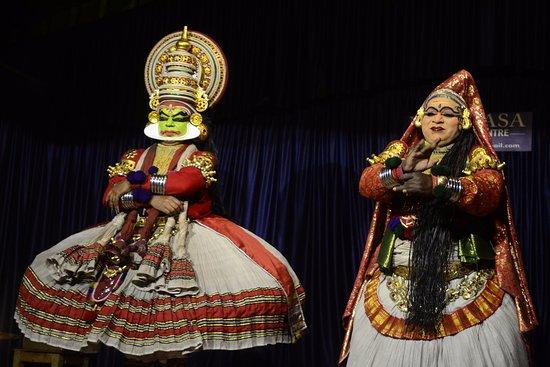 Kadathanadan Kalari & Navarasa Kathakali Centre