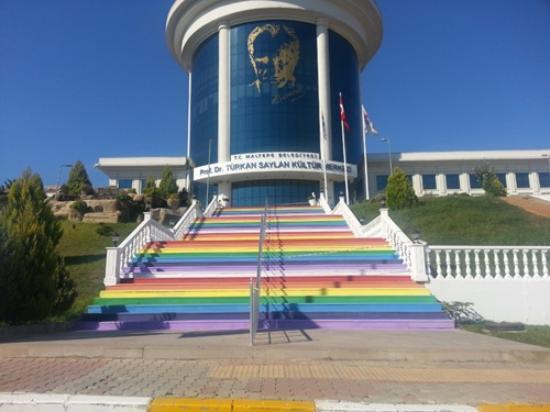 Turkan Saylan Kultur Merkezi