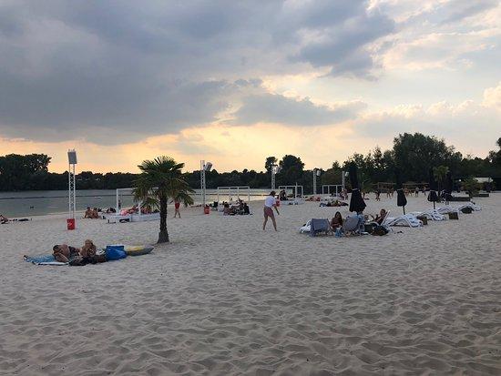 Sundown Beach Club