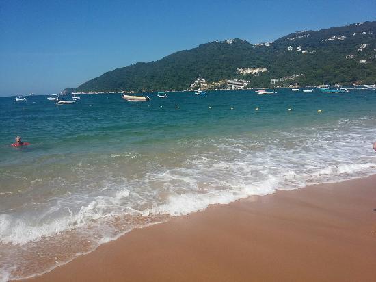 Puerto Marques Bay