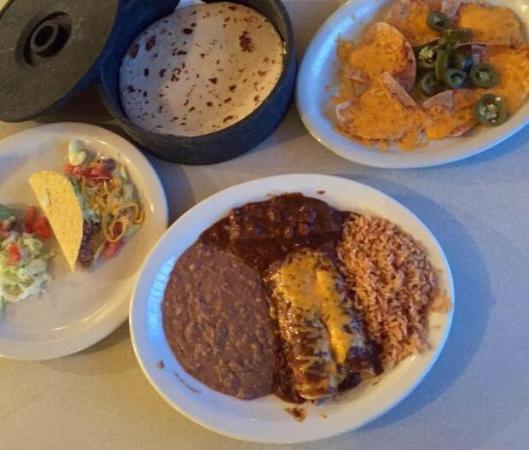 Dos Molina's Mexican Restaurant