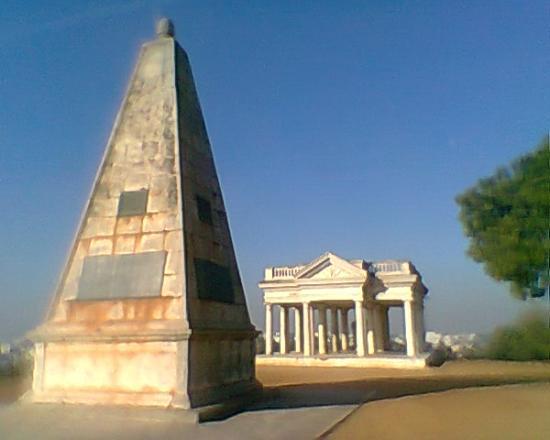 Raymonds Tomb