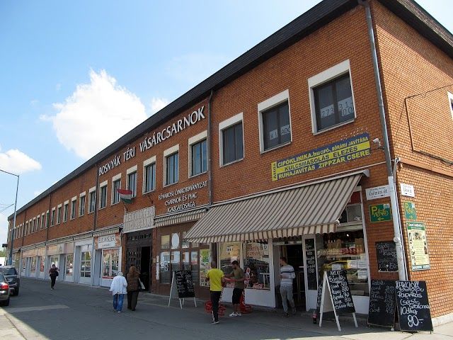 Bosnyak teri piac