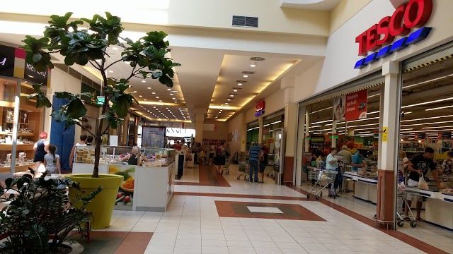 Novodvorska Plaza
